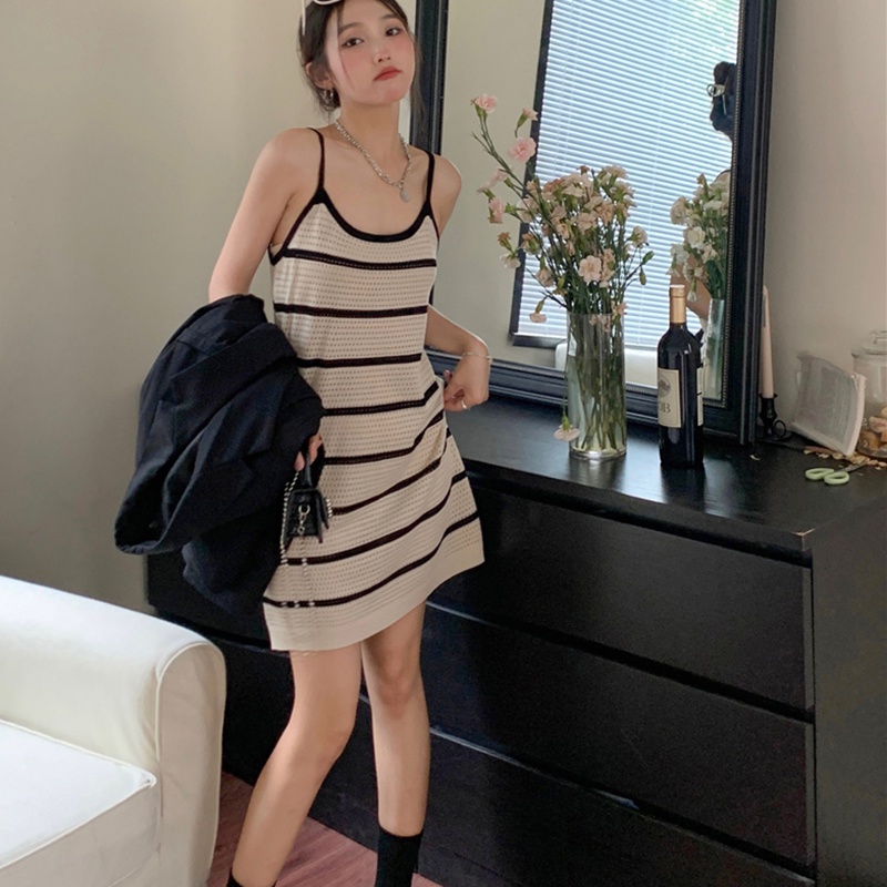 IELGY Đầm Dệt Kim Dáng Ôm Khoét Rỗng Kiểu Pháp Thời Trang Cho Bạn Gái