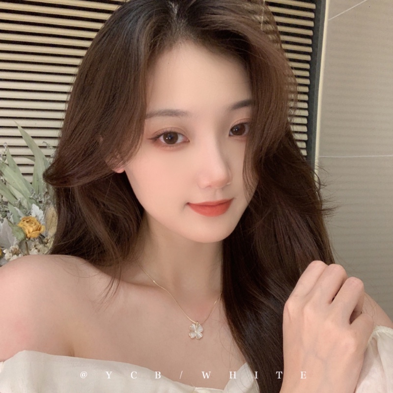 Dây Chuyền Mặt Cỏ Bốn Lá Đính Đá Mắt Mèo Sang Trọng