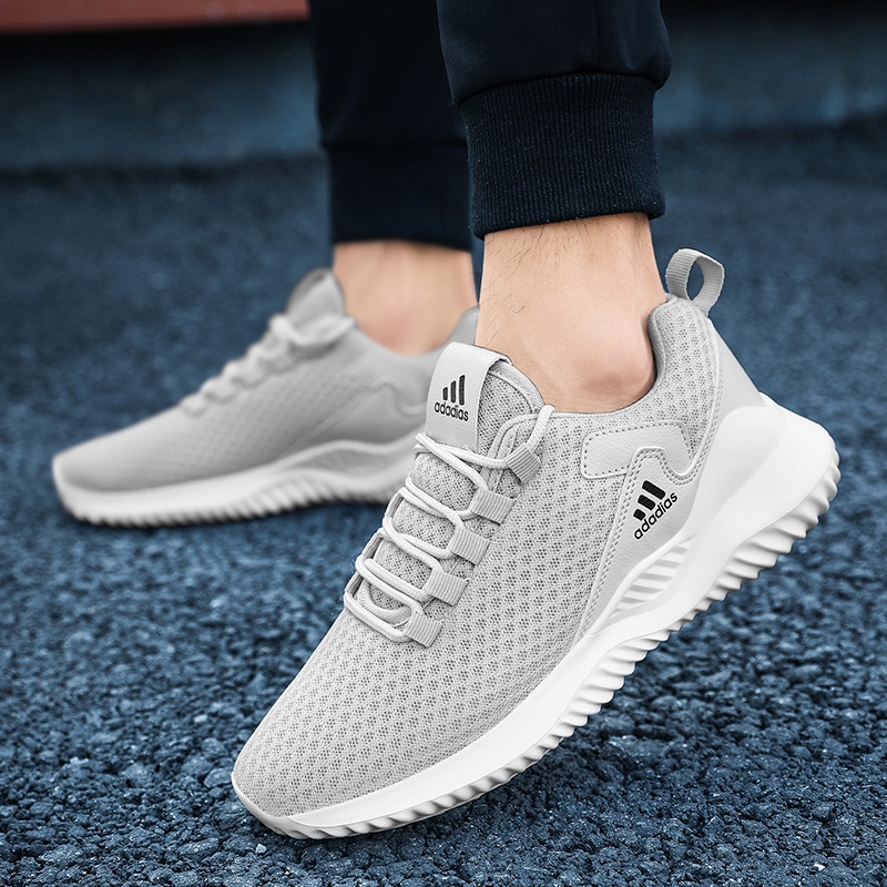 Giày Thể Thao Phối Lưới Thoáng Khí Siêu Nhẹ Size 38-45 Thời Trang Cho Nam Giày Thể Thao Đế Bằng Thoải Mái Chất Lượng Cao