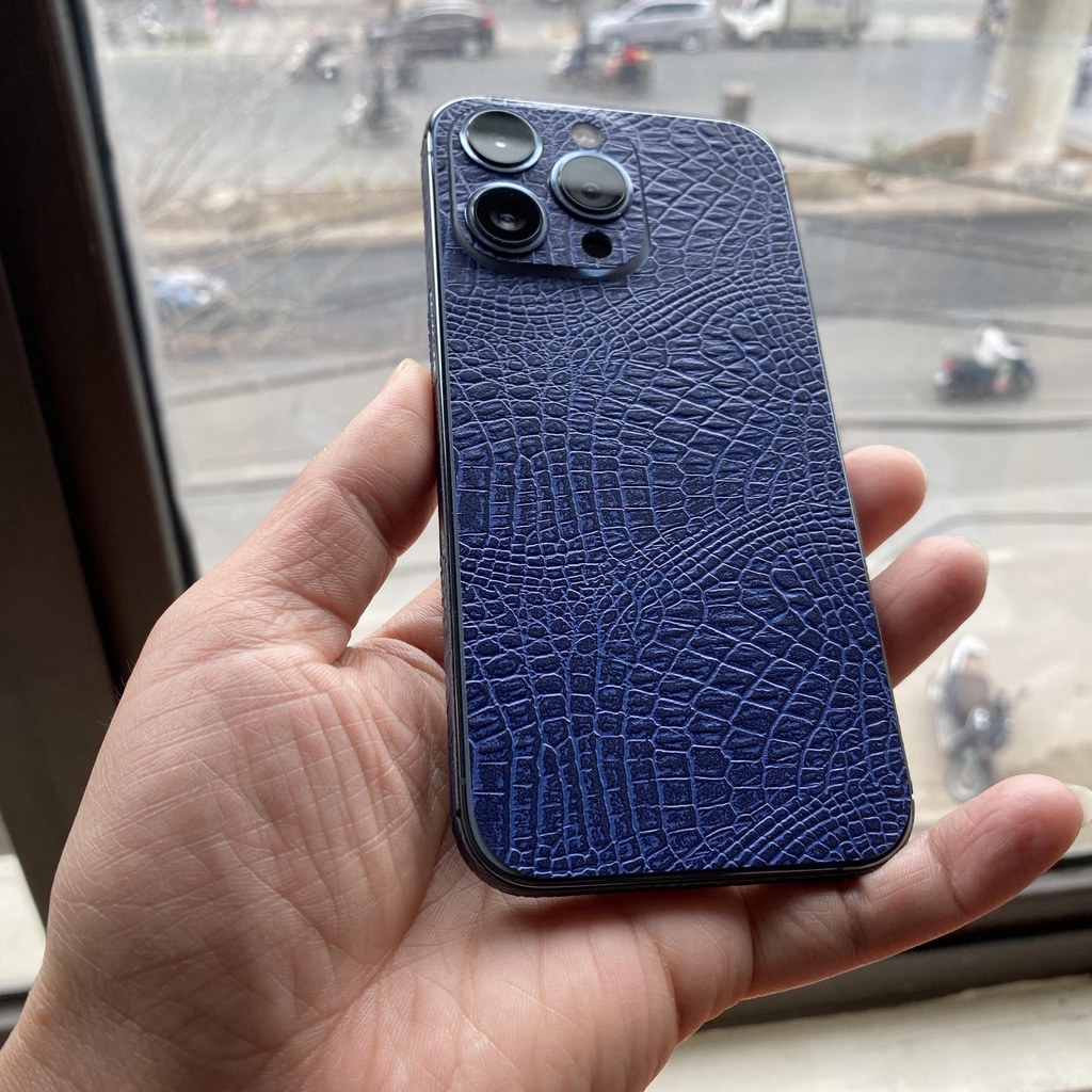 Dán da cá sấu iphone 11/11Pro/11Pro max/12/12Pro/12Pro max/12mini/13/13Pro/13Pro max/13mini/14/14Pro/14Promax/14Plus