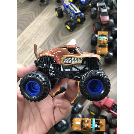 Xe đồ chơi Monster Jam VNXK