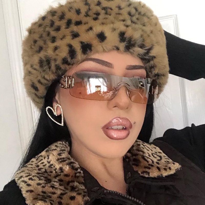 Kính Mát Thời Trang Nam Nữ Gọng Kim Loại Mới 2023 Màu Sắc