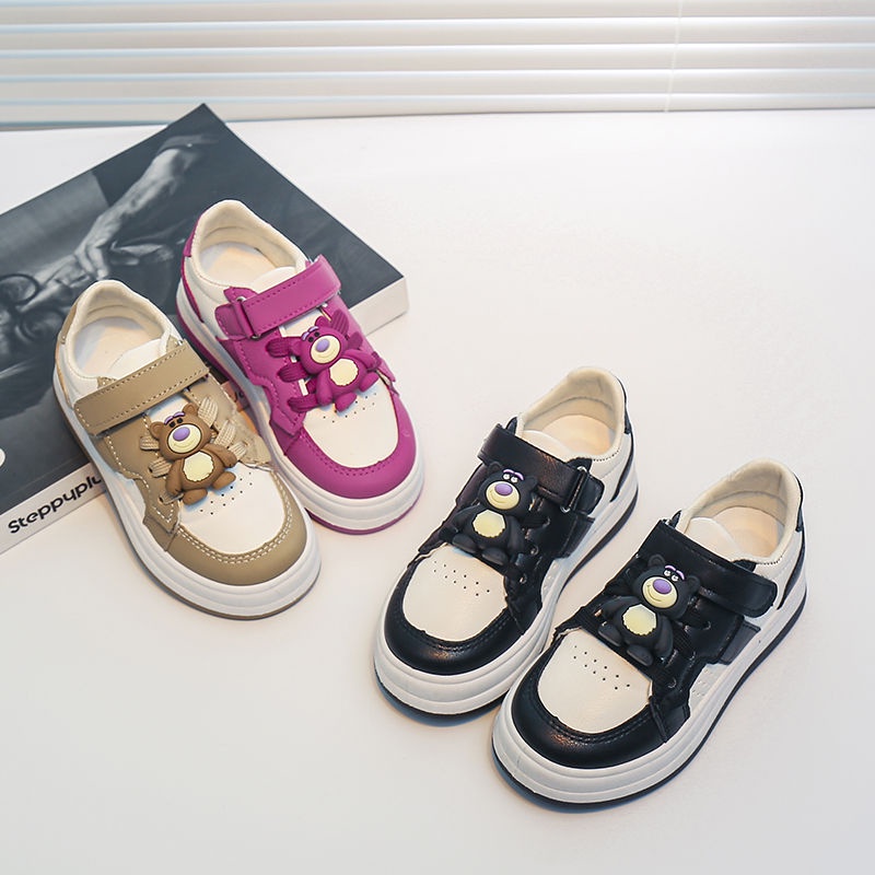 Gấu dâu Giày thể thao trẻ em giày một lớp màu hồng dễ thương cho bé gái