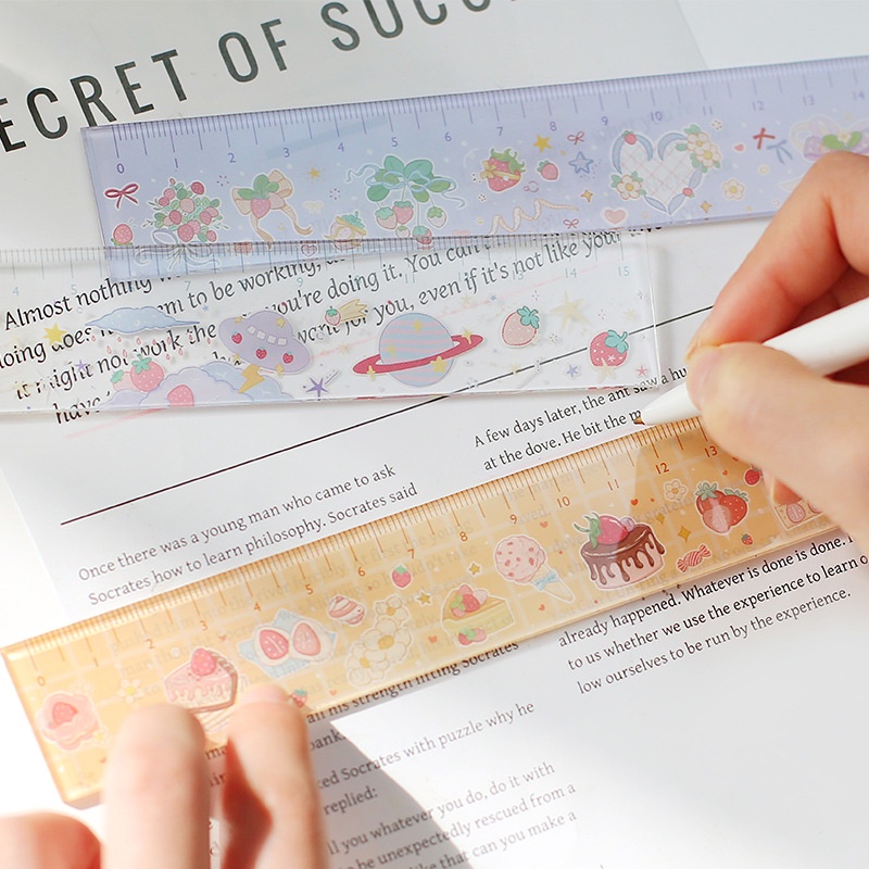 Thước Vẽ Hình Quả Dâu Hoạt Hình 15cm Bằng Acrylic Trong Suốt