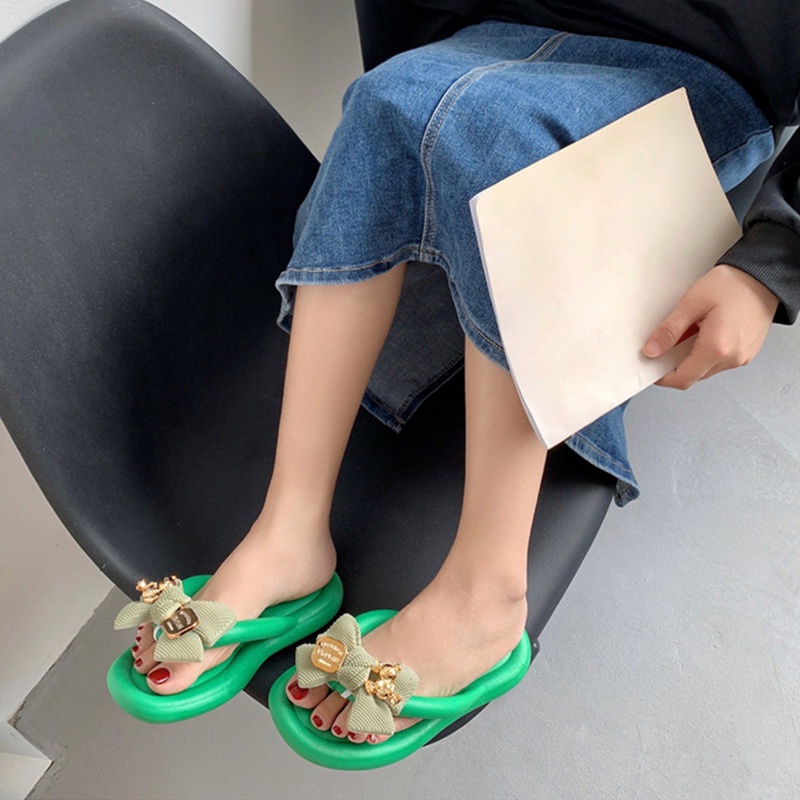 Sandal Đế Mềm Đính Nơ Và Gấu Dễ Thương Phong Cách Hàn Quốc