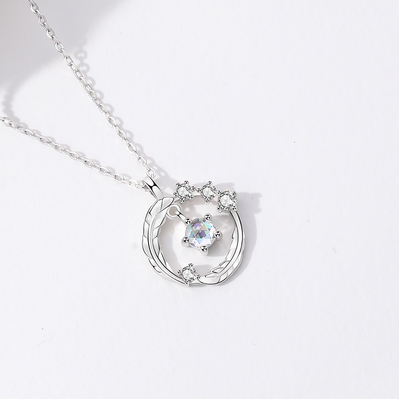 Vòng Cổ Mặt Hình Bướm Trái Tim Đính Đá Lấp Lánh Thời Trang