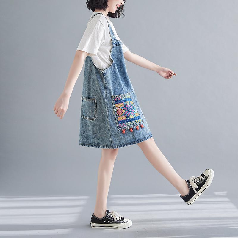 IELGY Đầm Yếm denim Dáng Lửng Thêu Họa Tiết Thổ Cẩm Có Túi Cỡ Lớn Thời Trang Cho Nữ