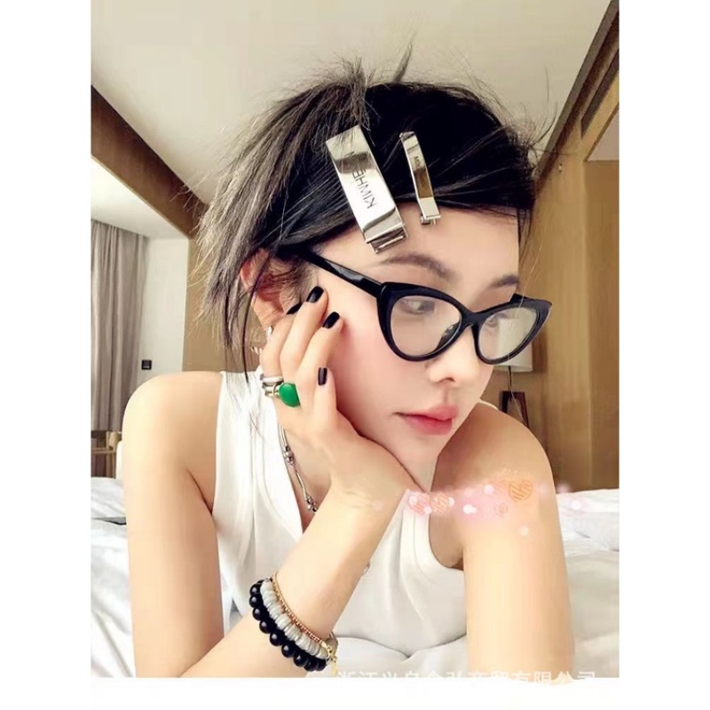 Cặp Kẹp Mỏ Vịt Cỡ Lớn Màu Bạc In Chữ Thời Trang Cho Nữ