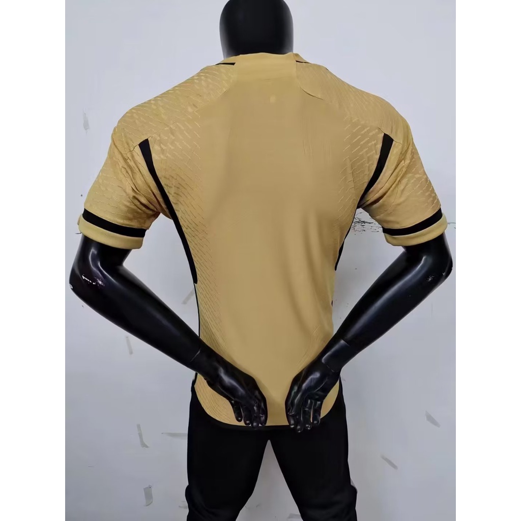 Áo Thun Bóng Đá Ngắn Tay Real Madrid 2324