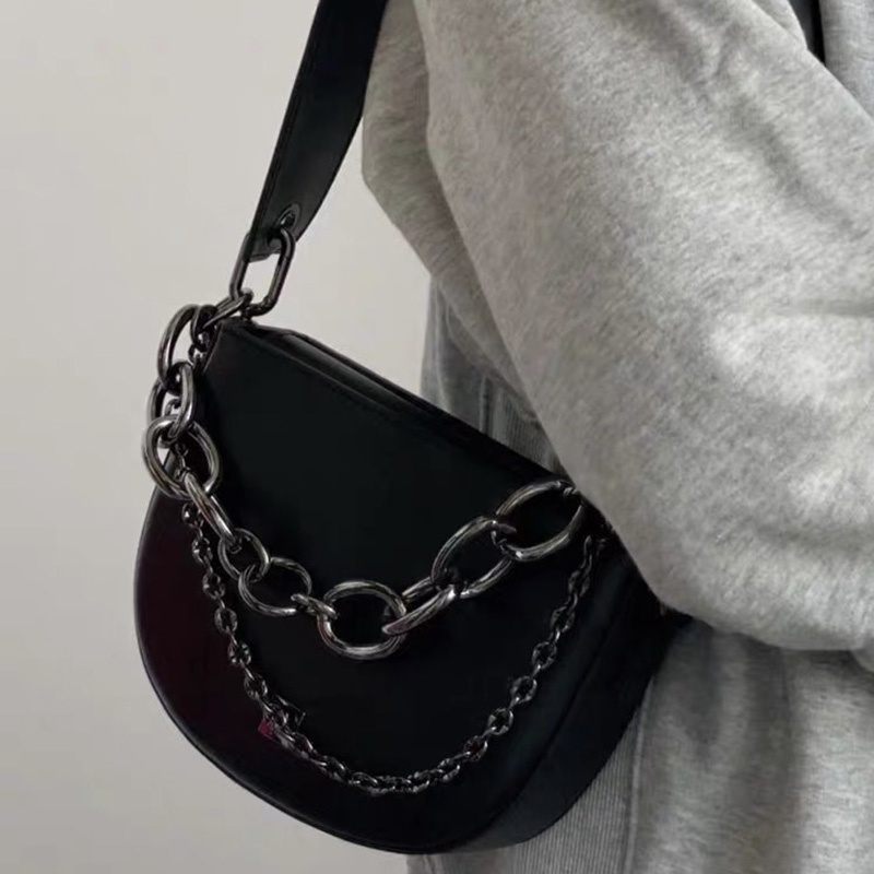 Túi Đeo Vai Nửa Vòng Dây Xích Màu Đen Cá Tính Thời Trang Cao Cấp Cho Nữ