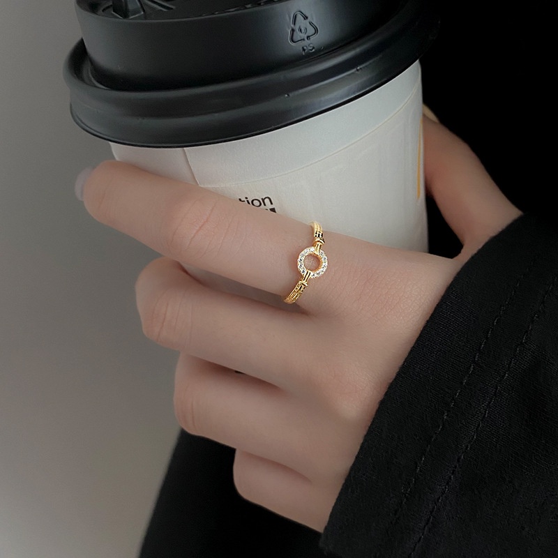 Nhẫn Đính Hôn Bằng Thép Titan Đính Đá Zircon Thời Trang Dành Cho Nữ