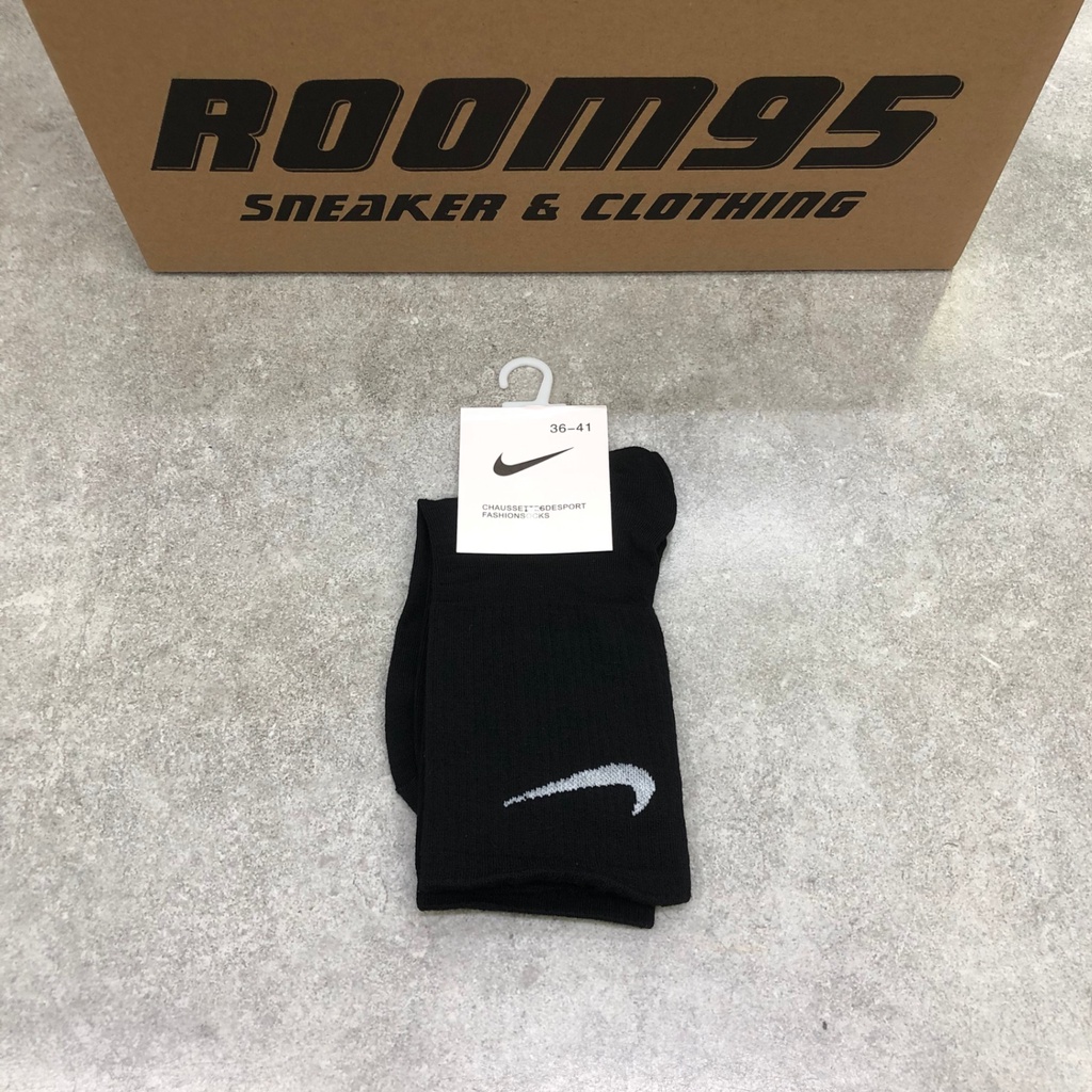 [ROOM95] TẤT NIKE CAO CỔ ĐEN