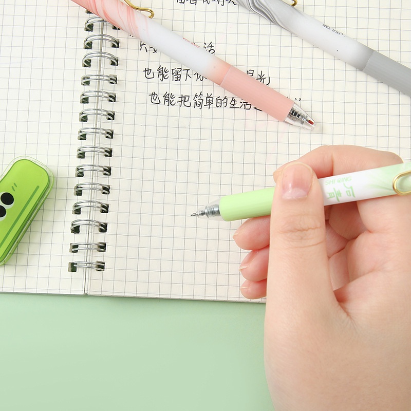 Set 4 Bút Bi Mực Đen Ngòi 0.5mm