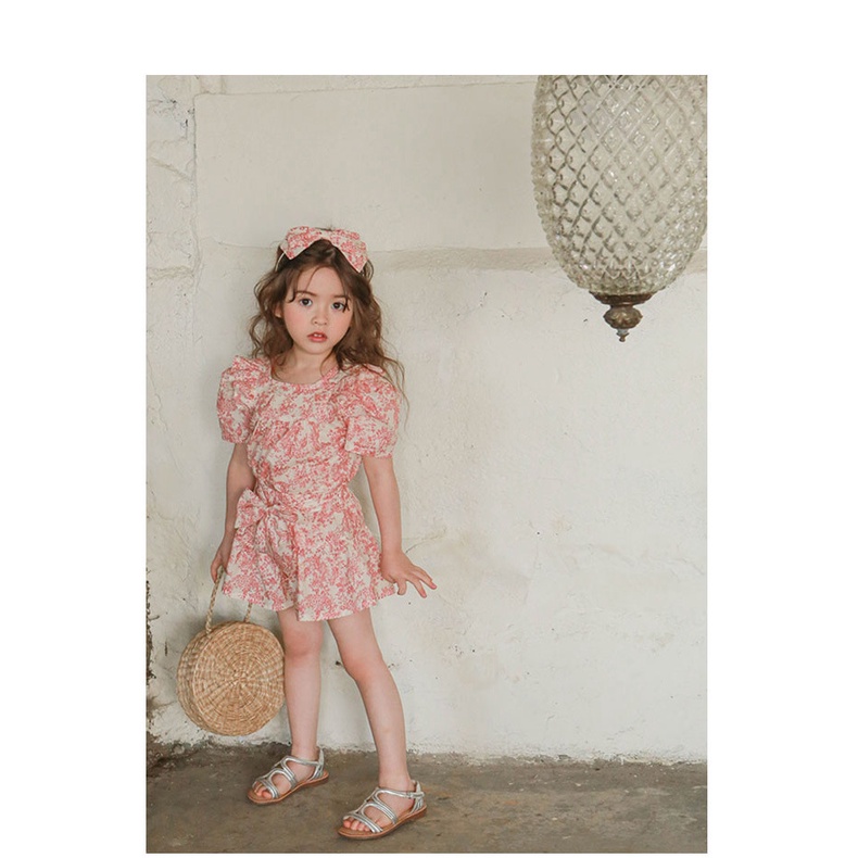 Áo Thun Cotton Mỏng Cổ Vuông In Họa Tiết Hoa Phong Cách Phương Tây Thời Trang Mùa Hè 2023 Cho Bé Gái