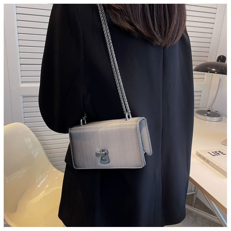 Túi kẹp nách dây xích trơn túi đeo vai dây xích đi học đi làm