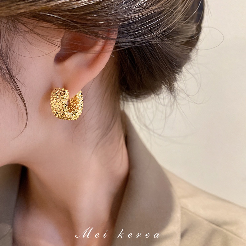 Khuyên Tai Kim Loại Nhẹ Phong Cách Âu Mỹ Sang Trọng Hình Vuông Trái Tim Lưới Hình Học Cá Tính Dành Cho Nữ