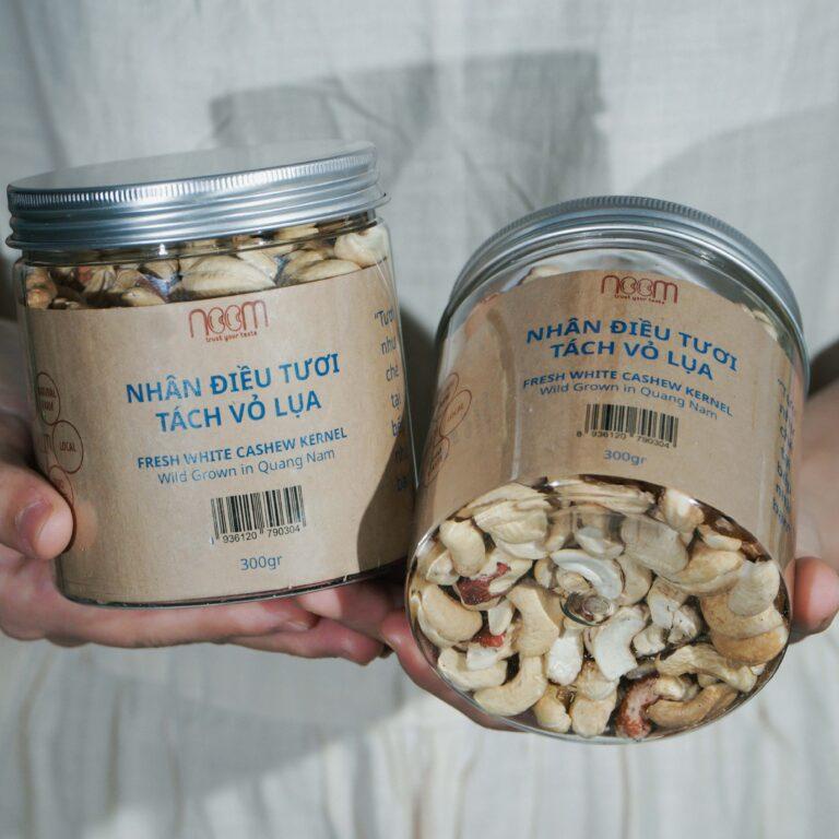 Hạt Điều Tươi Tách Vỏ Lụa Noom 300gr Fresh Cashew - Tự nhiên, không hóa chất, không chất bảo quản