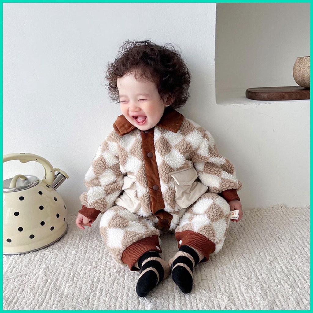 Áo Khoác Tay Dài Giữ Ấm Mùa Đông Thiết Kế Hai Hàng Khuy Cài Và Thắt Lưng Co Giãn Cho Bé Sơ Sinh