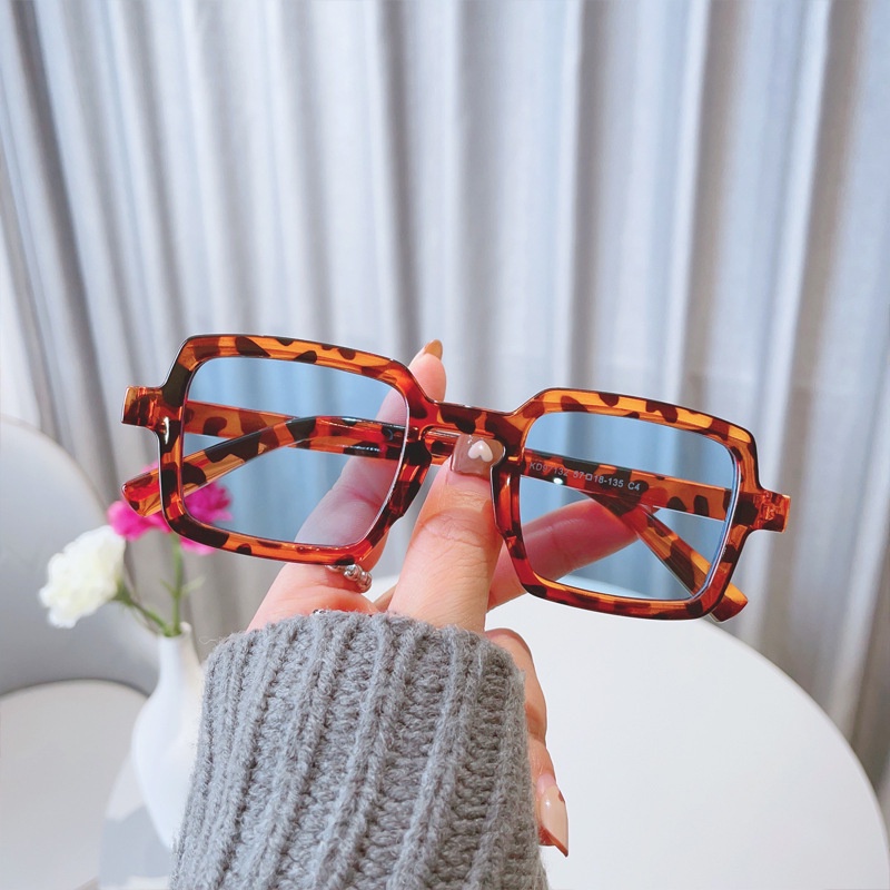 Kính Mát Gọng Vuông Nhỏ Chống Tia UV Phong Cách Vintage Thời Trang Cho Nam Nữ