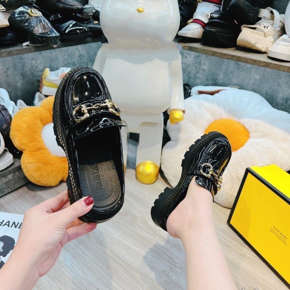 Giày Sục Nữ Kiểu Dáng Trẻ Trung Thời Trang Đế Cao 6cm