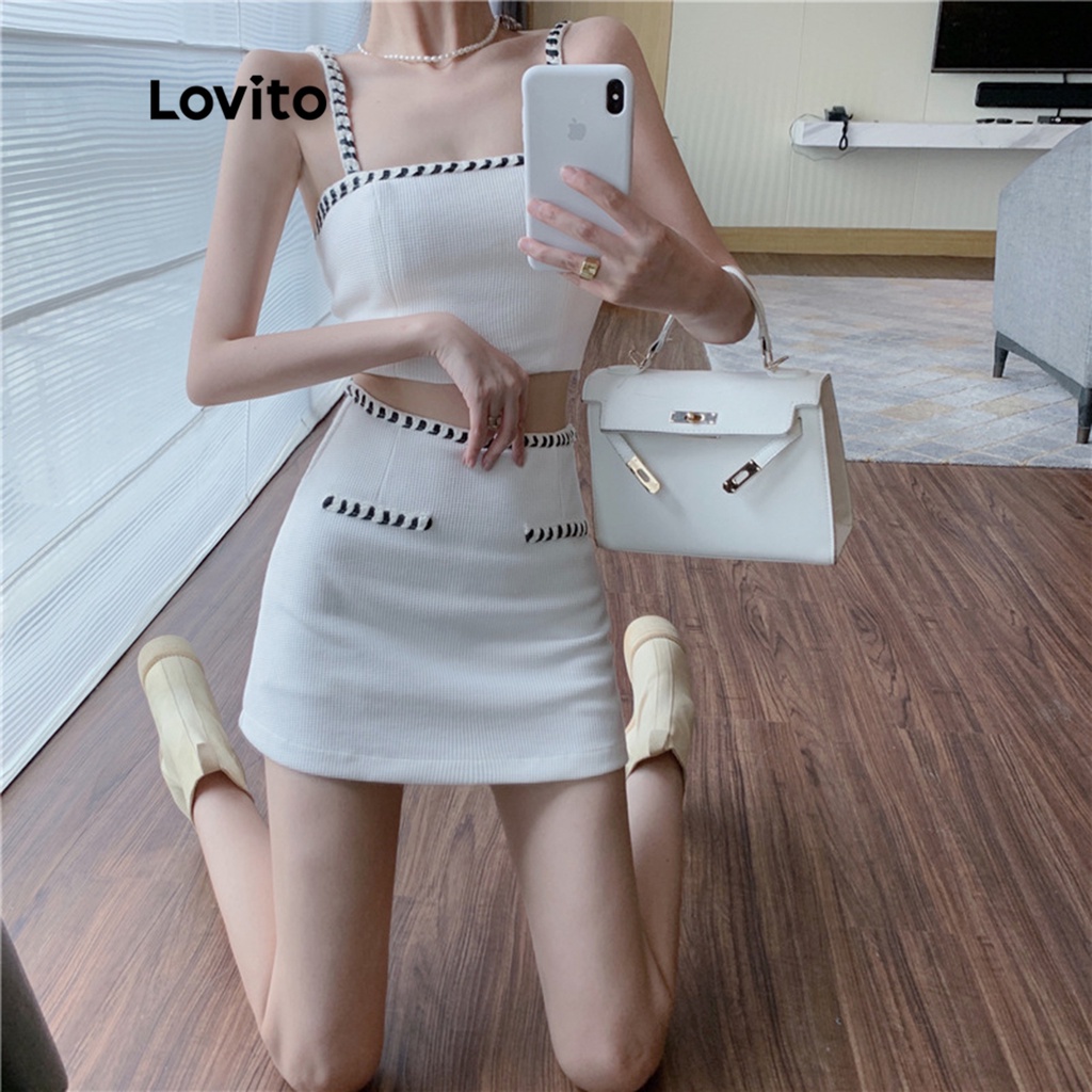 Lovito Bộ váy mini chữ A không tay màu trơn đơn giản tương phản cho nữ LNA04094 (Trắng đen)