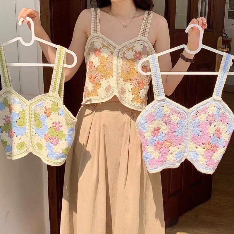 Áo Croptop Hai Dây Dệt Kim Cổ Vuông Dáng Rộng Thêu Họa Tiết Dễ Thương Cho Bạn Gái