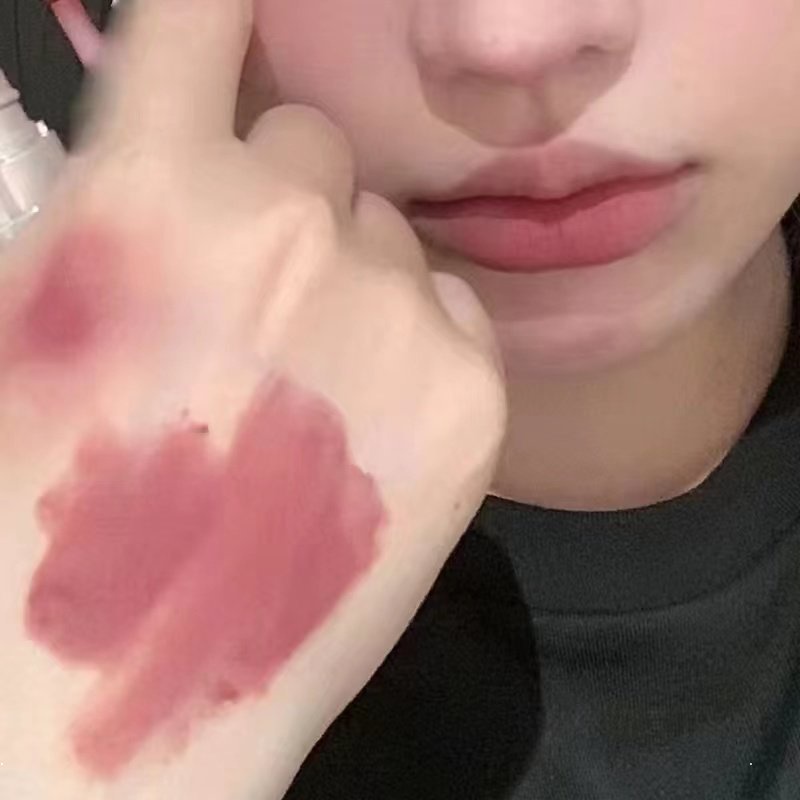 Son Kem Lì Chống Nước Lâu Phai Thiết Kế Vỏ Son Tròn Màu Hồng Xinh Xắn