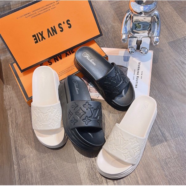 Dép L.V nhựa đúc dẻo đế 5p hàng QC loại 1 siêu nhẹ êm