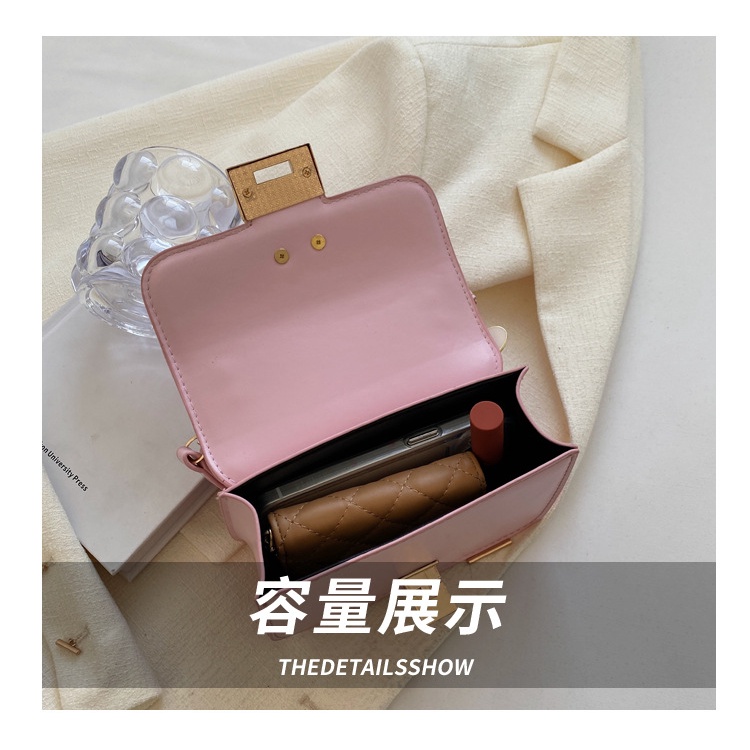 Túi Xách Đeo Vai Họa Tiết Thỏ Dễ Thương Thời Trang 2023 Cho Nữ