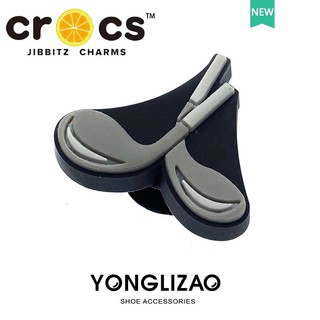 Jibbitz cross charms Nút jibbitz