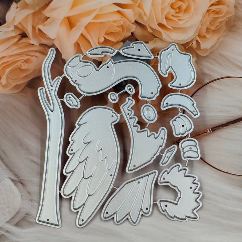 Khuôn Cắt Giấy Kim Loại Bằng Thép Cacbon