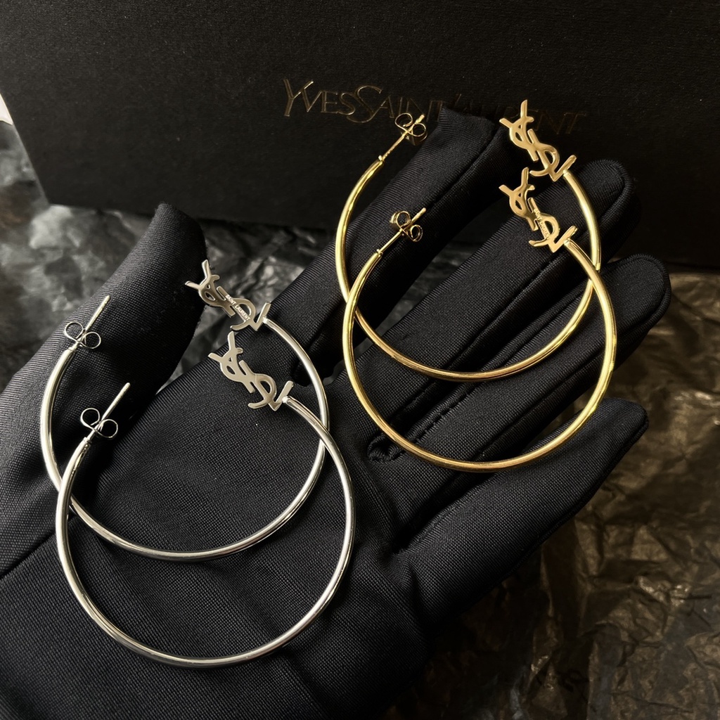 Khuyên Tai Tròn Khắc Chữ YSL Bằng Thép Titanium Thời Trang