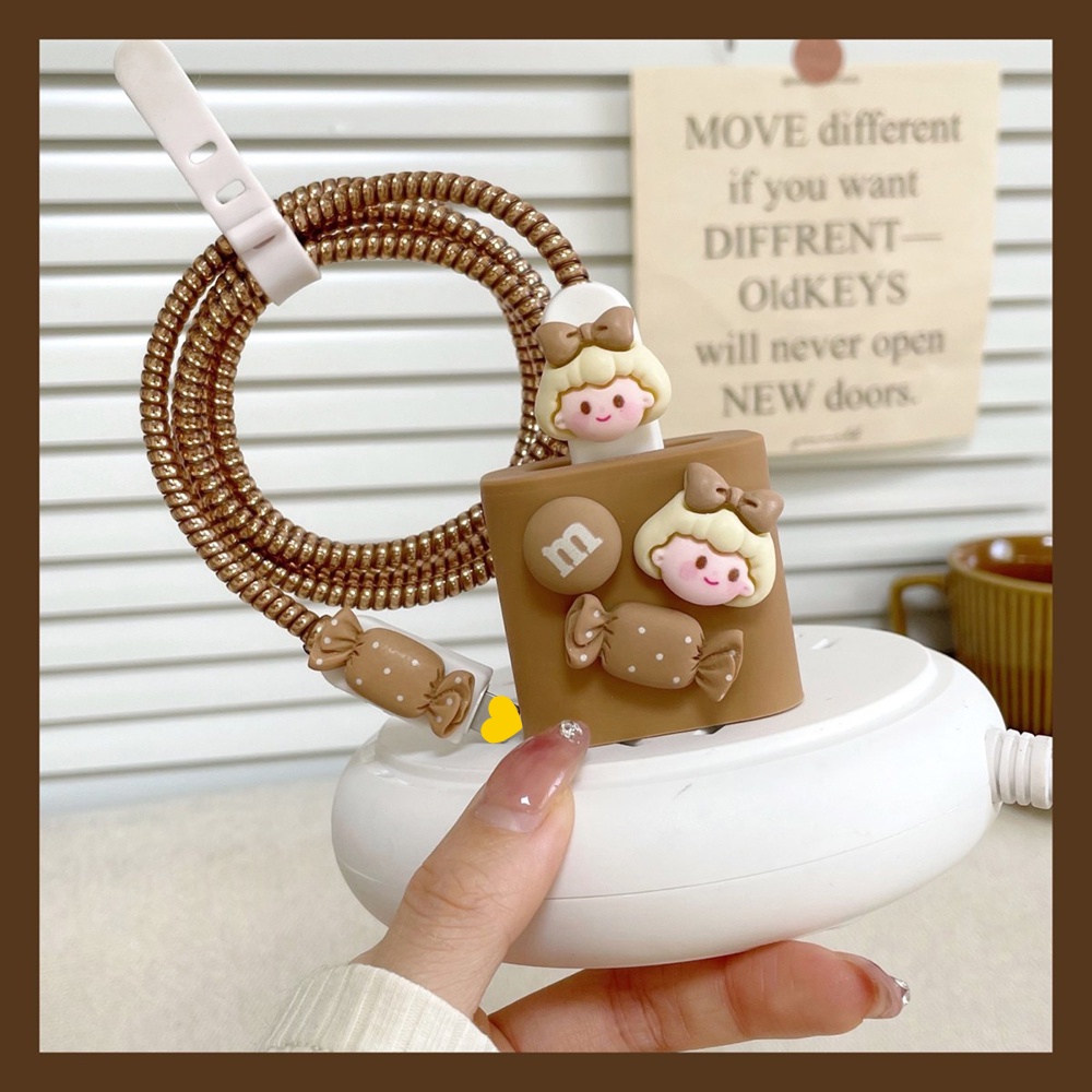 Vỏ Bọc Bảo Vệ Hộp Sạc Tai Nghe Huawei 66W / 40W Bằng Silicon Mềm Hình Gấu Nâu Dễ Thương