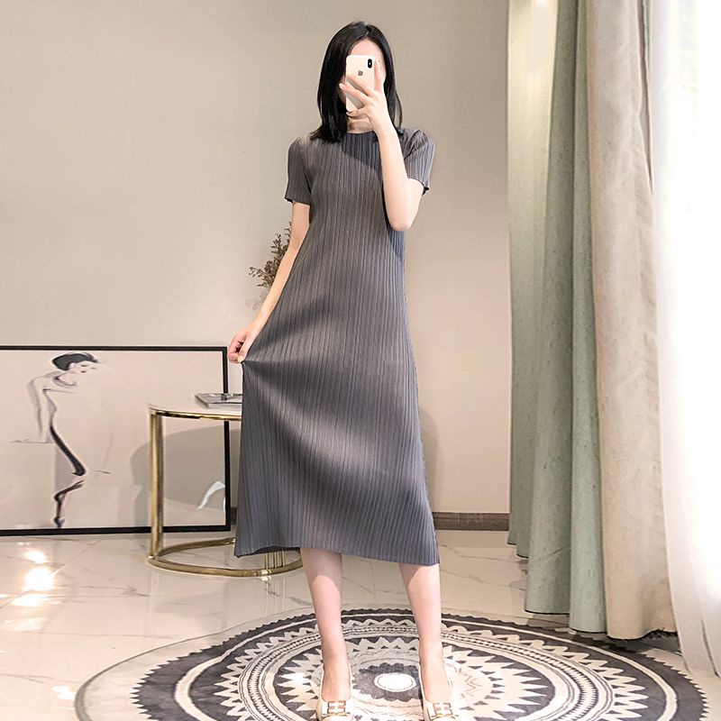Issey Miyake Đầm Dài Dáng Rộng Màu Trơn Thời Trang Xuân Hè 2023 Cho Nữ