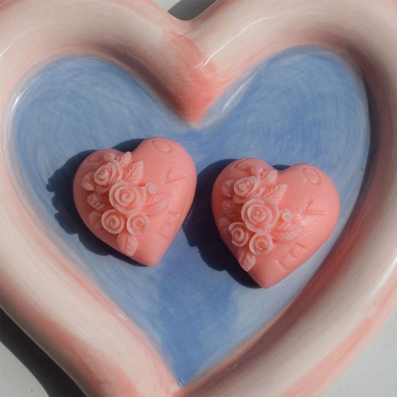 Khuôn Silicone Làm Xà Phòng Thủ Công 3D Hình Trái Tim