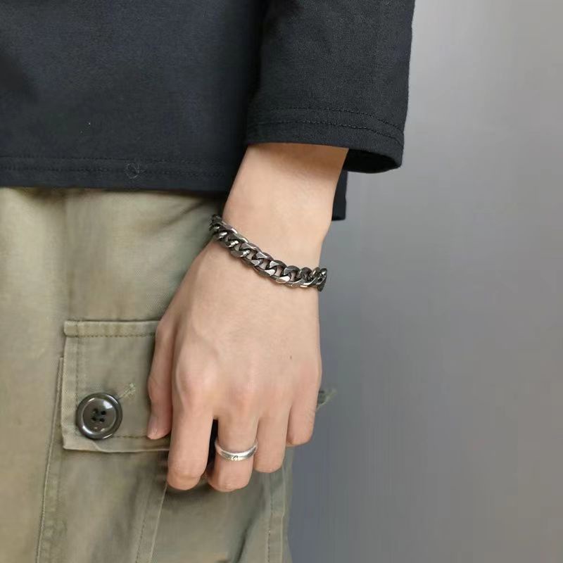Vòng Đeo Tay Bằng Thép Titan Không Gỉ Thời Trang Đơn Giản Dễ Phối Đồ Cho Nam