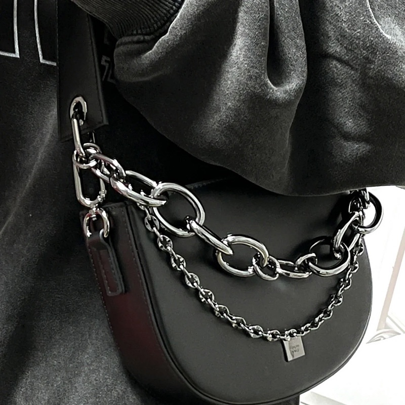 Túi Đeo Vai Nửa Vòng Dây Xích Màu Đen Cá Tính Thời Trang Cao Cấp Cho Nữ
