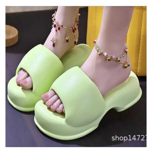 Dép nữ quai ngang, dép bánh mì đế cao 4,5 CM chất liệu EVA đúc nguyên khối kiểu dáng sang chảnh, siêu êm ái.