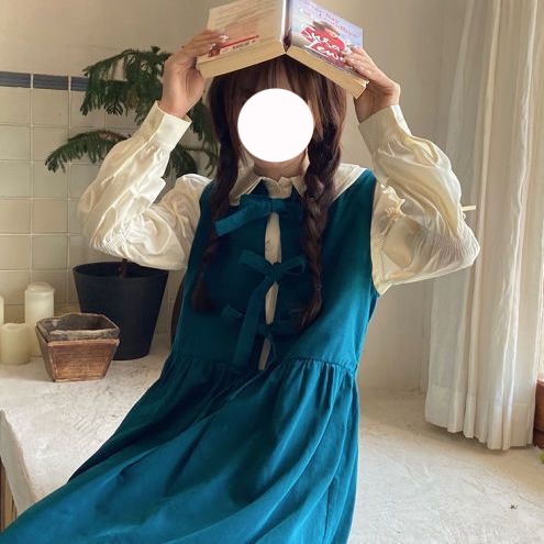 Set Áo Sơ Mi Tay Dài Cổ Búp Bê + Váy Yếm Màu Xanh Dương + Áo Khoác Sát Nách Đính Nơ Xinh Xắn