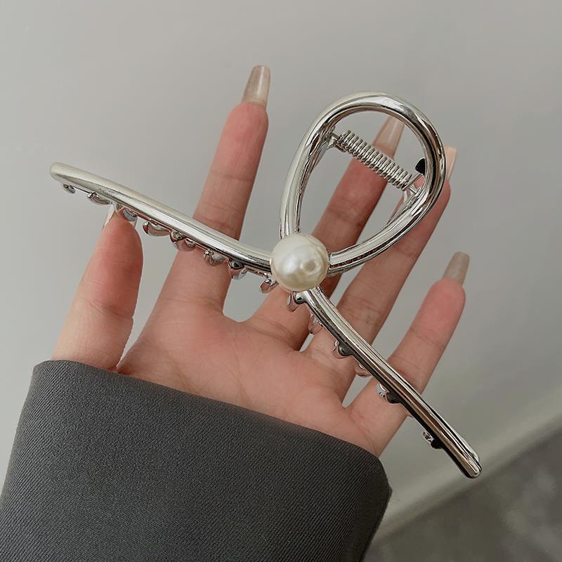 Kẹp Tóc Cá Mập 14cm Cảm Giác Âm Lượng Cao Cấp Cho Nữ