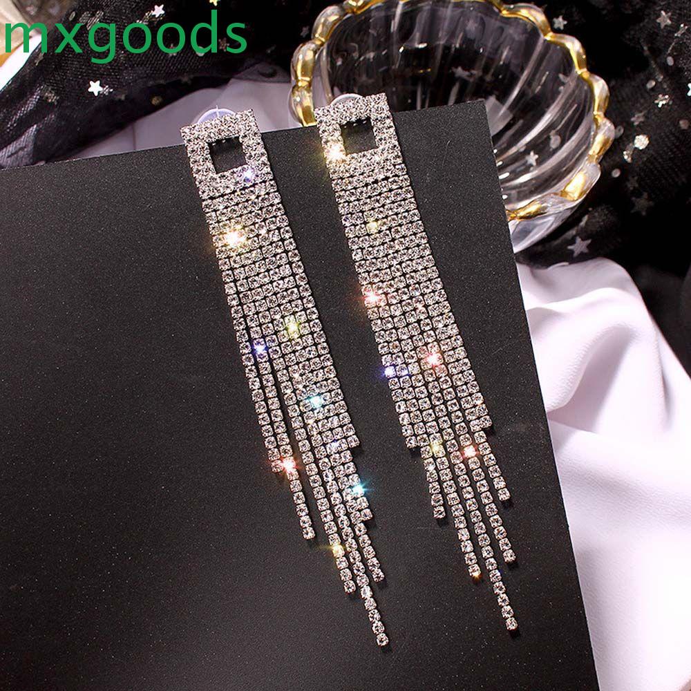 Hoa tai tua rua phong cách boho thời trang