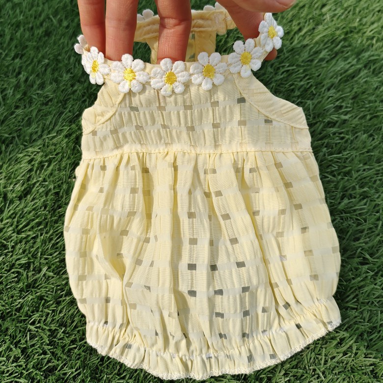 {27Pets} Đầm Mùa Hè Màu Xanh Lá Và Vàng Với Thiết Kế Lồng Đèn Cho Thú Cưng