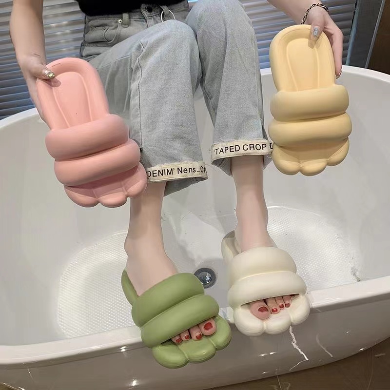 Dép Đi Trong Nhà Bằng EVA Đế Dày Mềm Mại Chống Trượt In Họa Tiết Hoạt Hình Dễ Thương Cho Nam Và Nữ