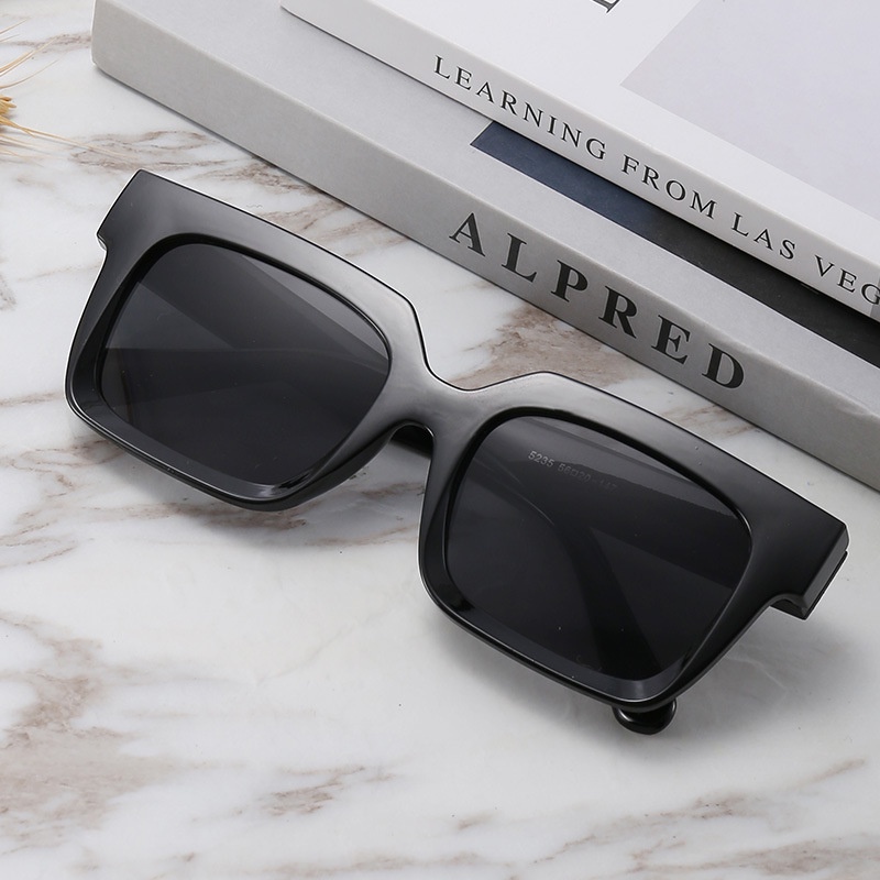 Kính Mát Thời Trang Chống Tia UV400 Dành Cho Nam Và Nữ