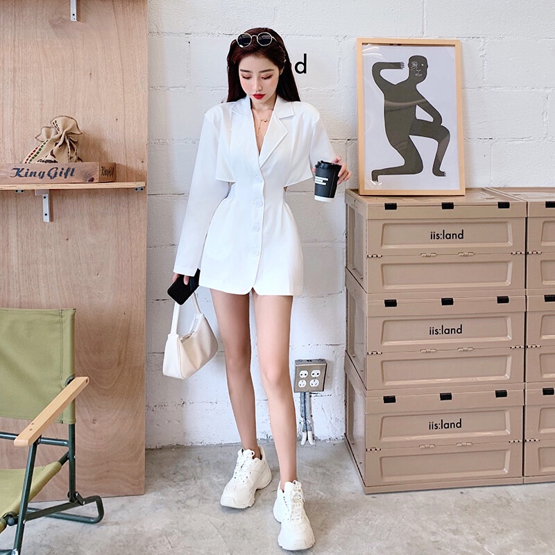 IELGY   Đầm Đen Tay Dài Nhấn Eo Hở Eo Thời Trang Dành Cho Nữ