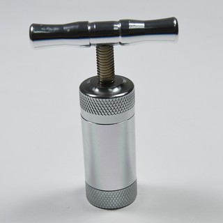 Dụng cụ xay tiêu cầm tay bằng nhôm thủ công