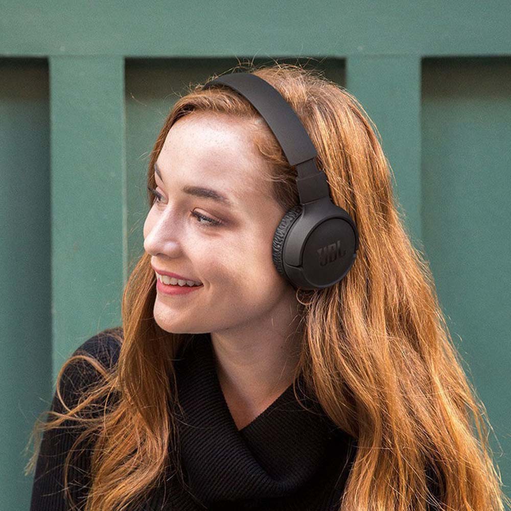 JBL TUNE 510BT Wireless on-ear headphones with Built-in Microphone