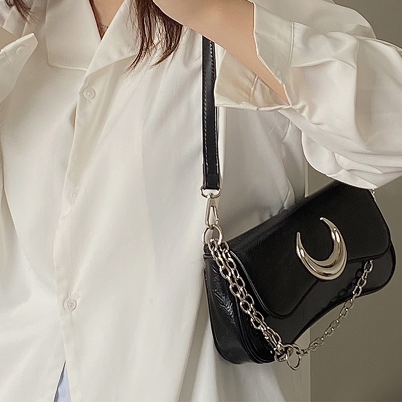 Túi Đeo Vai IELGY niche Màu Đen Khóa Mặt Trăng Thời Trang Cao Cấp Cho Nữ