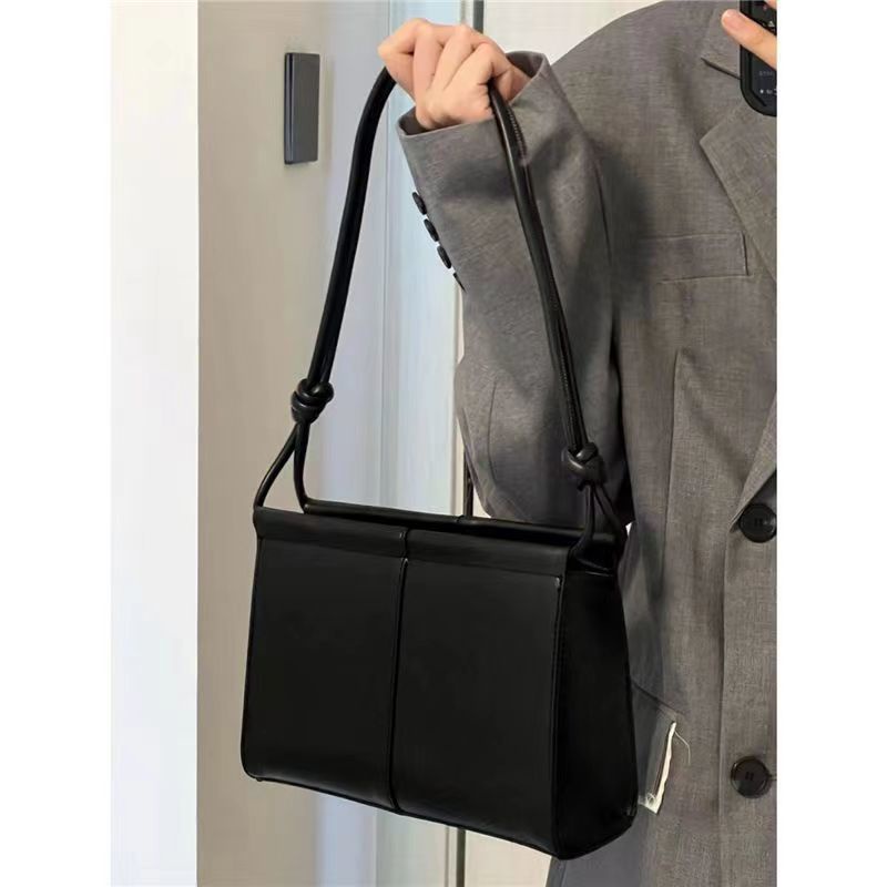 AlphaZ Túi Đeo Vai / Xách Tay Bằng Da PU Hình Vuông Màu Trơn Cỡ Lớn Thời Trang niche Đơn Giản Dễ Phối Đồ