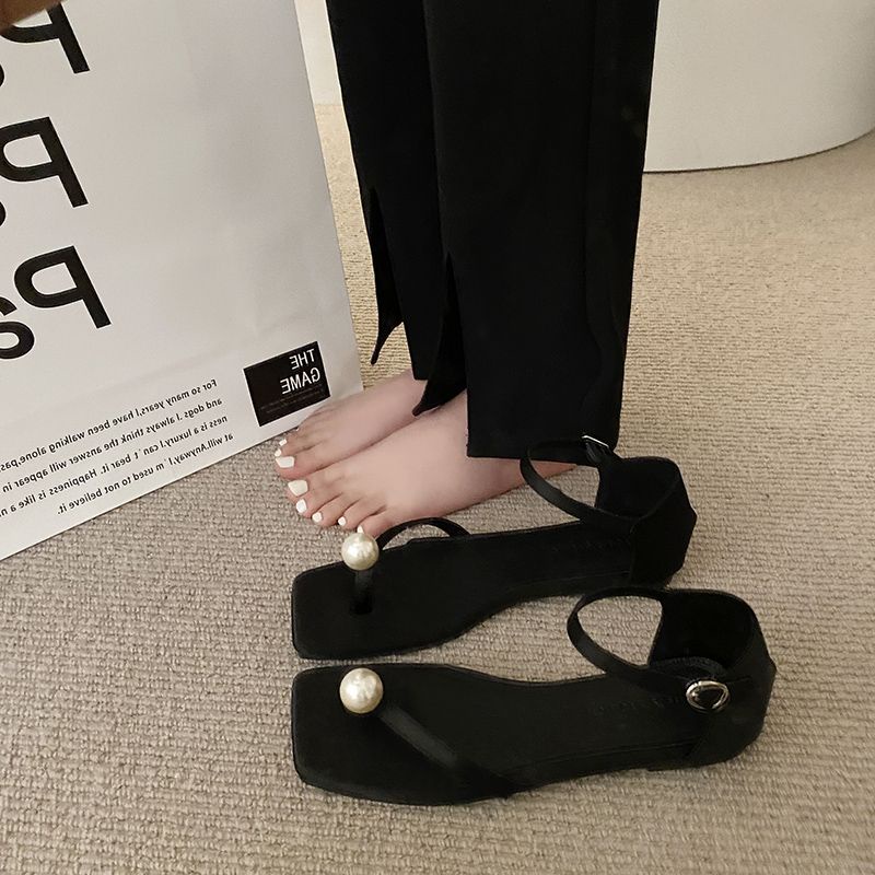 Giày Sandal Xỏ Ngón Đế Bằng Cột Dây Đính Hạt Ngọc Trai Đen Thời Trang Xuân Hè Phong Cách